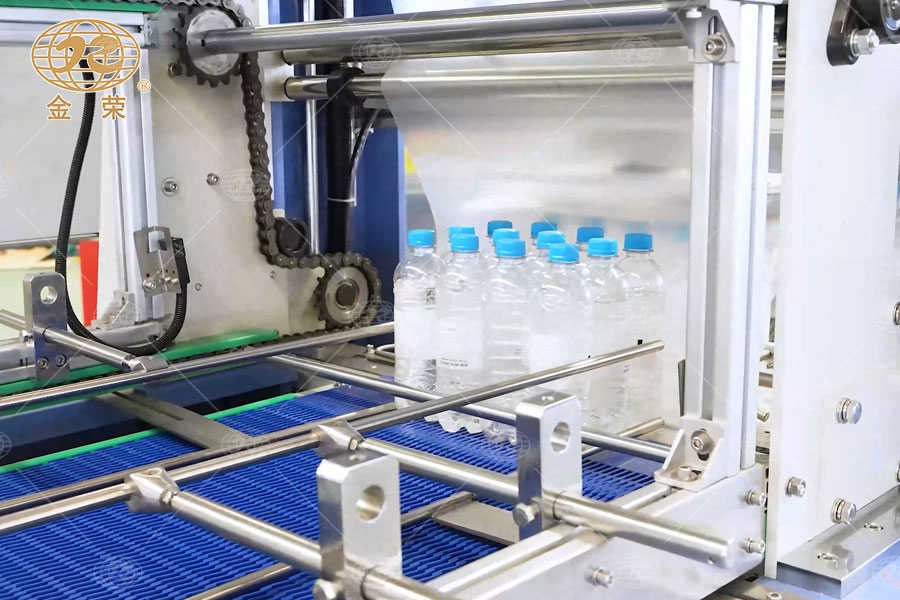 直列式膜包機(jī)-1